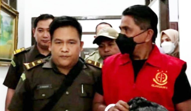 Kepala Desa Pulau Betung